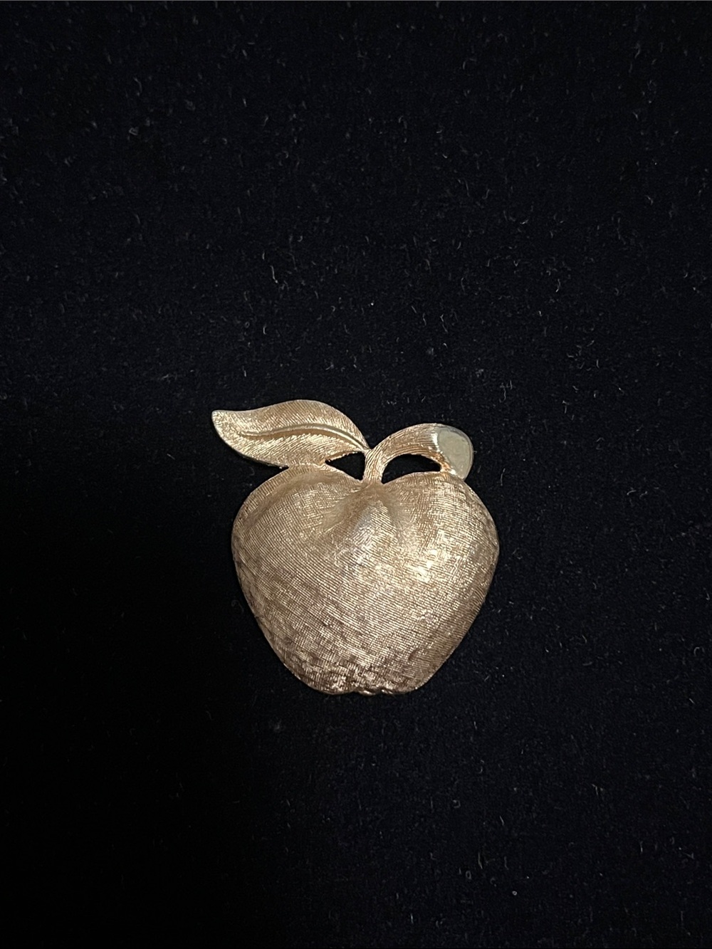 Coro Gold Apple Brooch with Leaf Detail